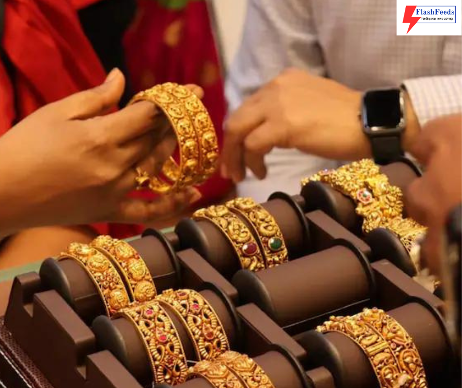 Gold price in India drops on May 4